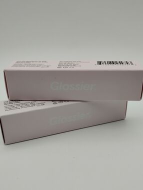 Glossier G Suit Lip Cream In Tempo & Flip Brand New In The Box.